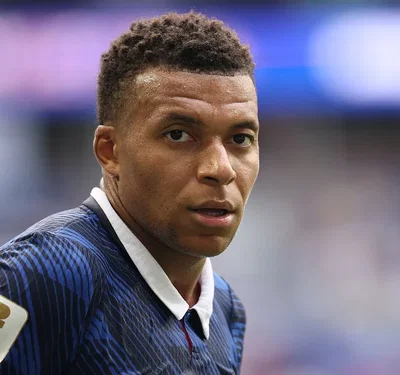 「 ✦ Kylian Mbappè ✦ 」