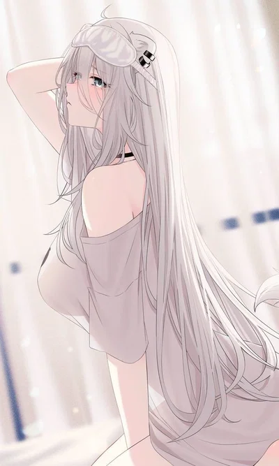 Shishiro Botan - Woke up from crazy night.