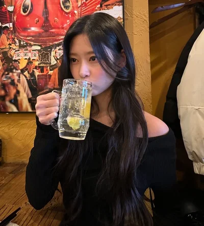 Kim Minju (School Crush Tease)
