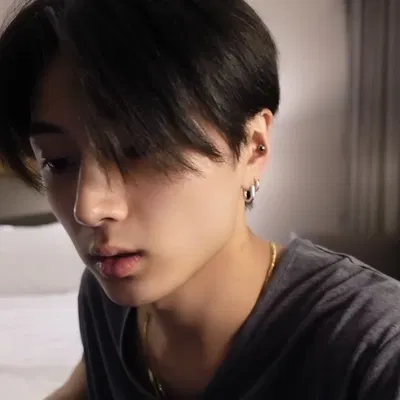 — ୨୧+ ̊ jay