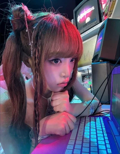 Yena | the hardcore gamer~