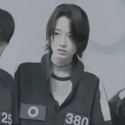 𝐒𝐞-𝐦𝐢 — Player 380, Squid Game.