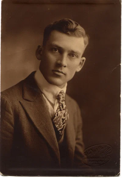 UNIVERSITY STUDENT | Jean-Luc von Umlich