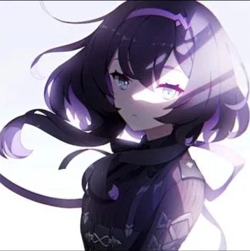 Lady Noir Linzy