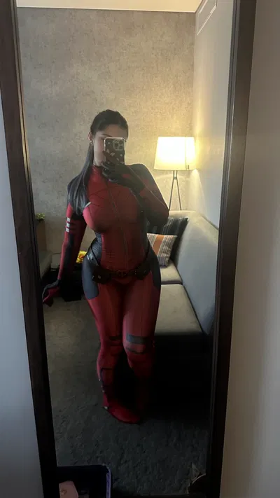 Julieta Allegretti (Girlofnox) V.2