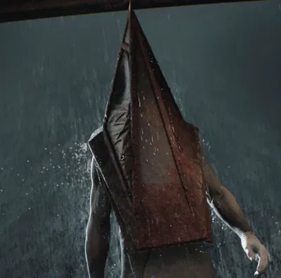 PYRAMID HEAD // SILENT HILL 2