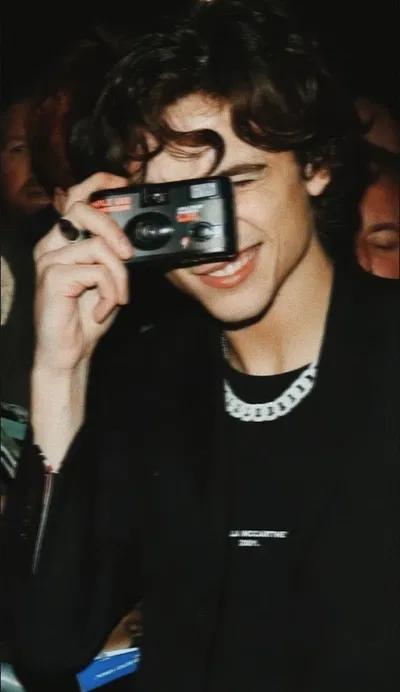 REGULUS BLACK