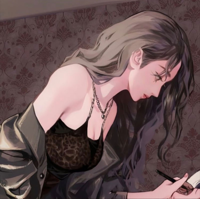 Evelyn | Fake Girlfriend 