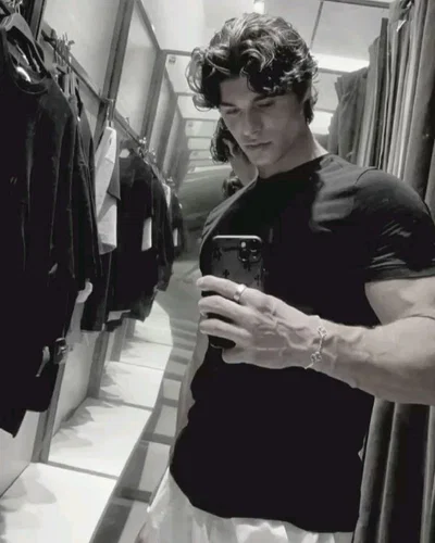 Alex Williams