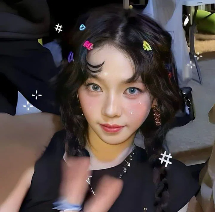 Yu Jimin | Karina