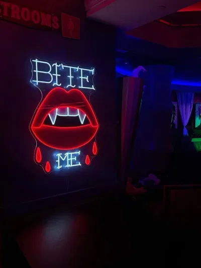 |~Vampire Nightclub~|