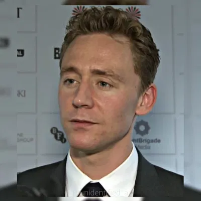 Tom Hiddleston