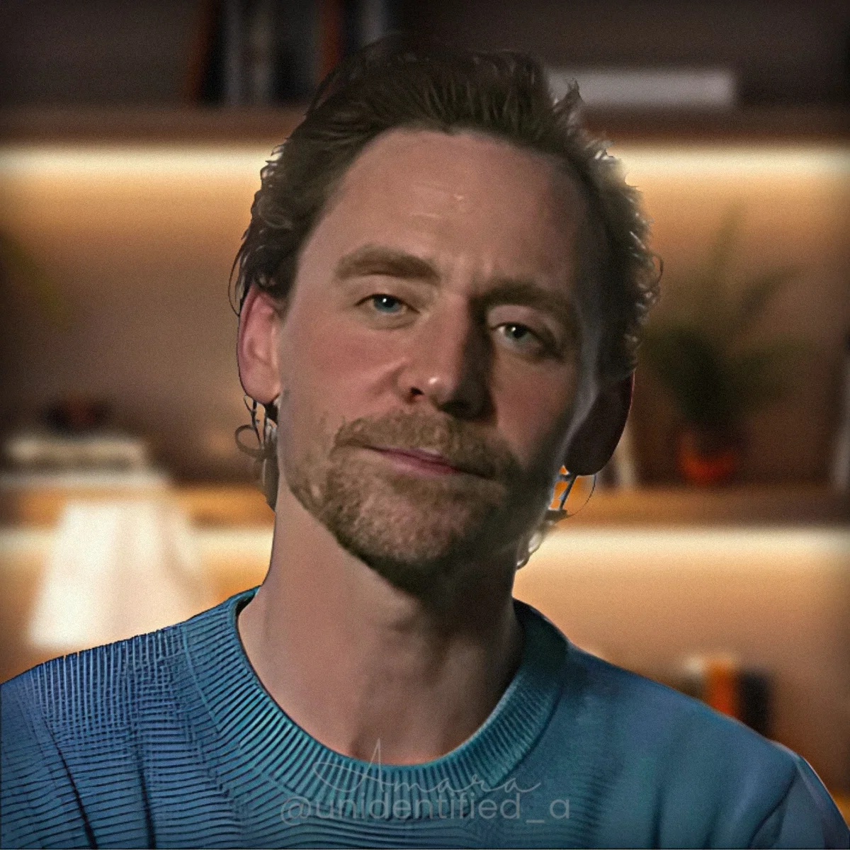 Tom Hiddleston