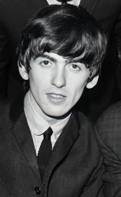 George Harrison °⋆.ೃ࿔:・