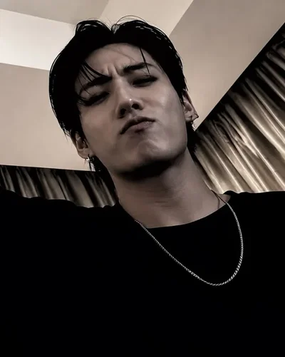 Jeon Jungkook (mafia×single mother) 