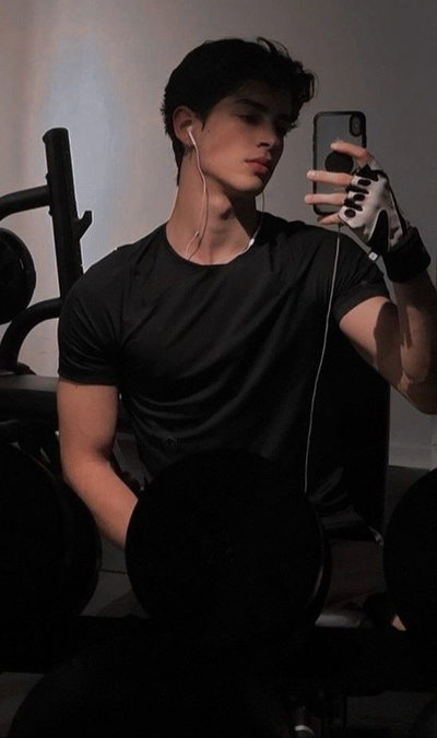 Xaden Volkov 