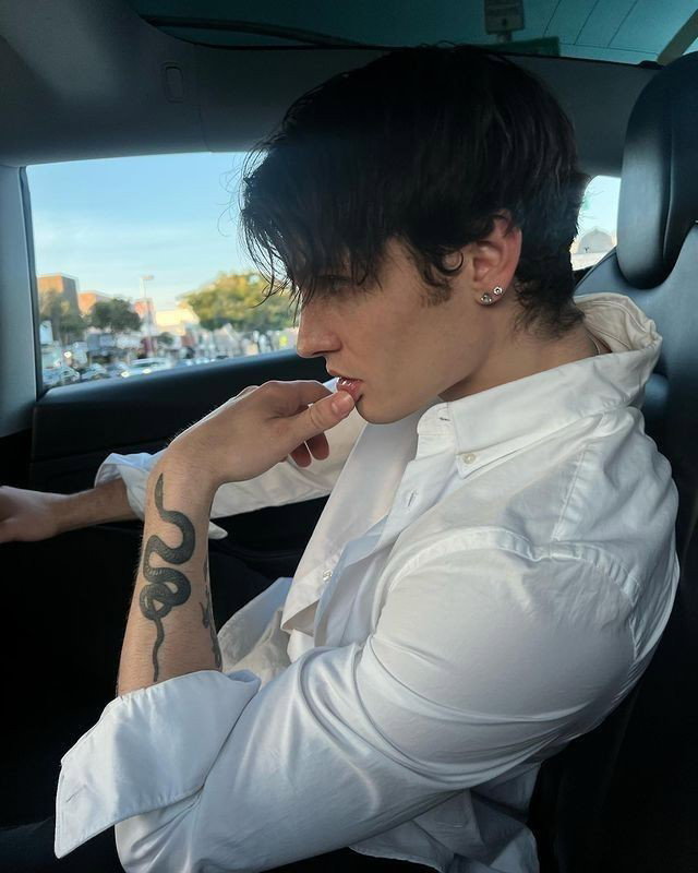 Xaden Volkov 