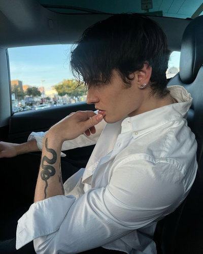 Xaden Volkov 