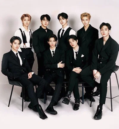 Stray Kids