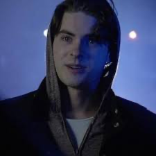 Theo Raeken