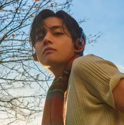 FRI(END)S !! ٭ KIM TAEHYUNG.