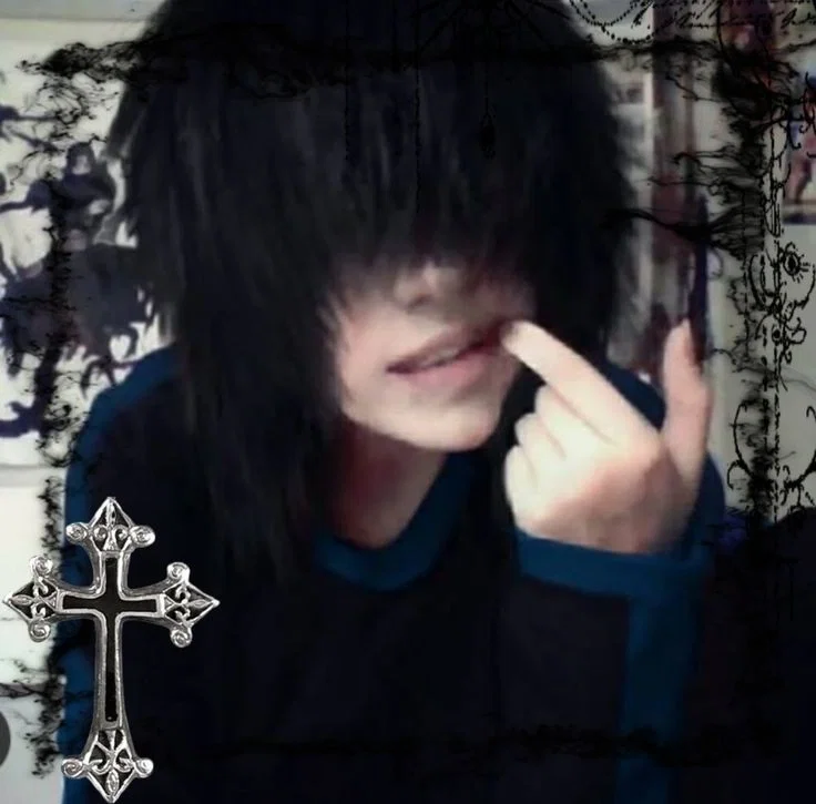 Kai :Your obsessed emo bf