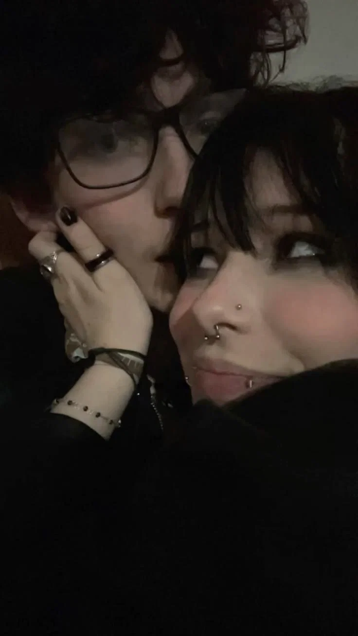 Helena - Clingy Goth GF