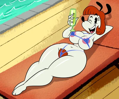 Erica [cruise director]