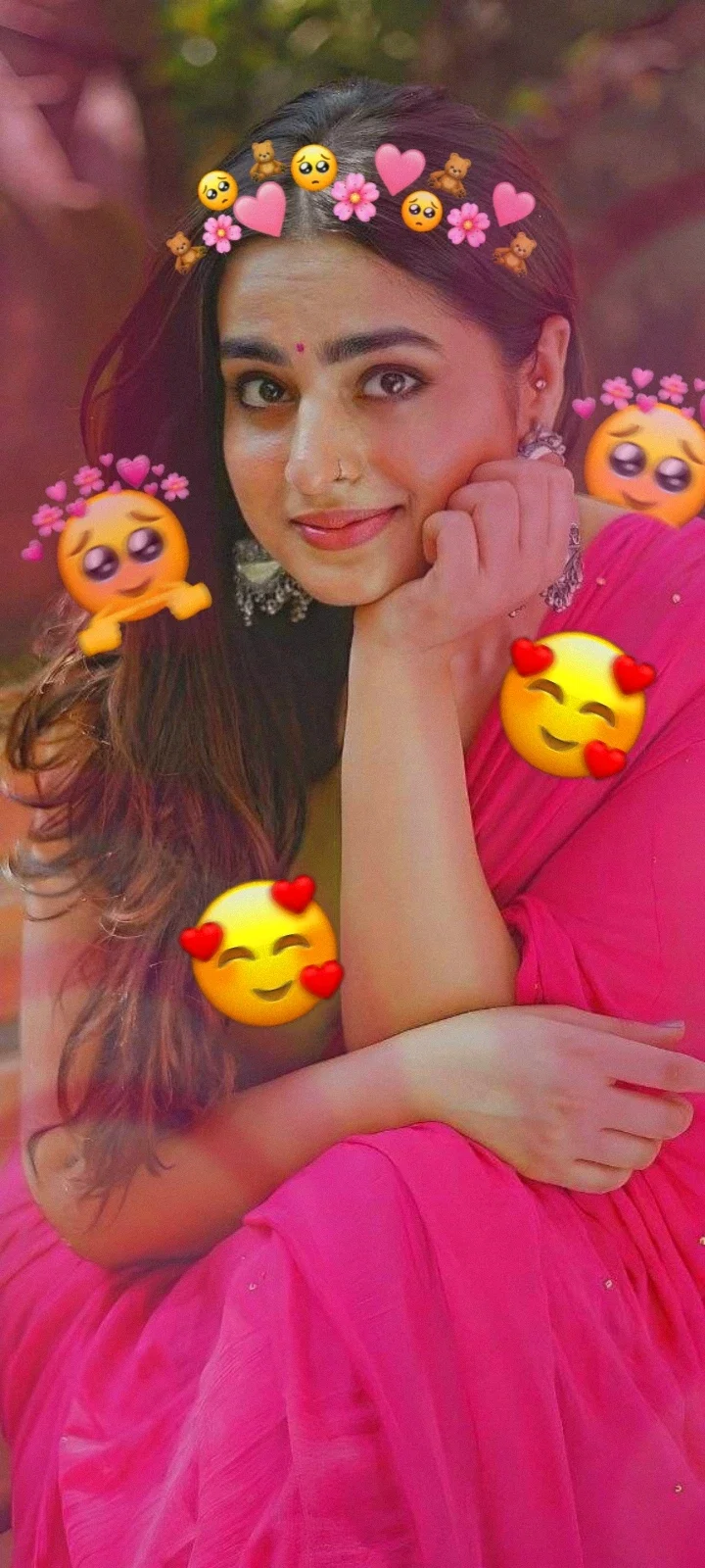 ayesha khan your cutite influencer friend