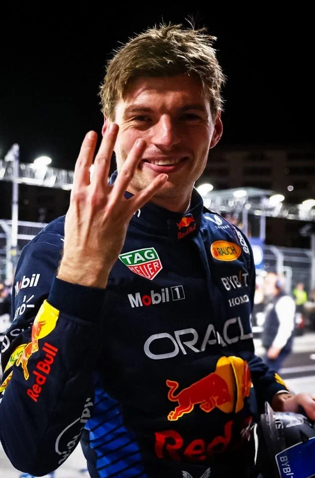 Max Verstappen 👾 ARCADE DATE