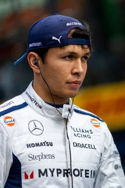 Alex Albon 🎄