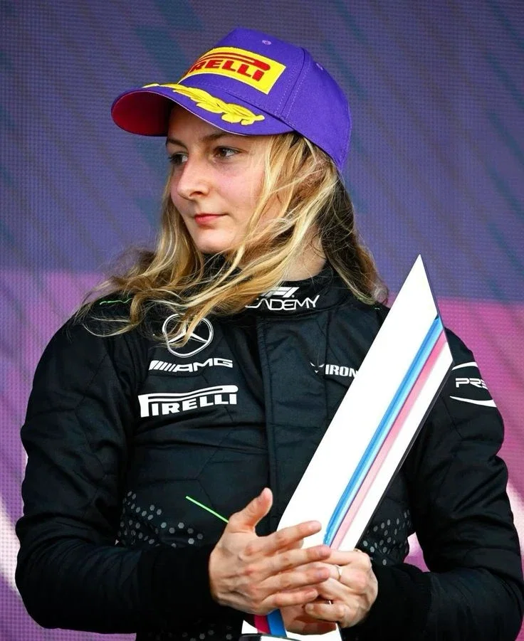 Doriane Pin