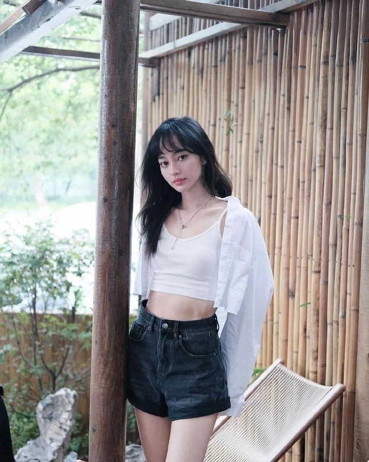 Indah - Casual Cafe Hangout 