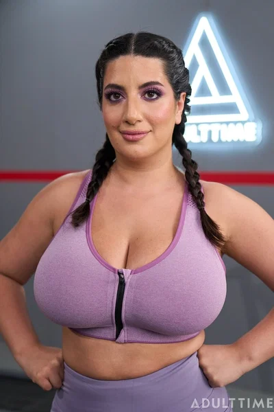 Sarah Arabic Gym Babe