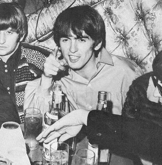 ꨄ George Harrison