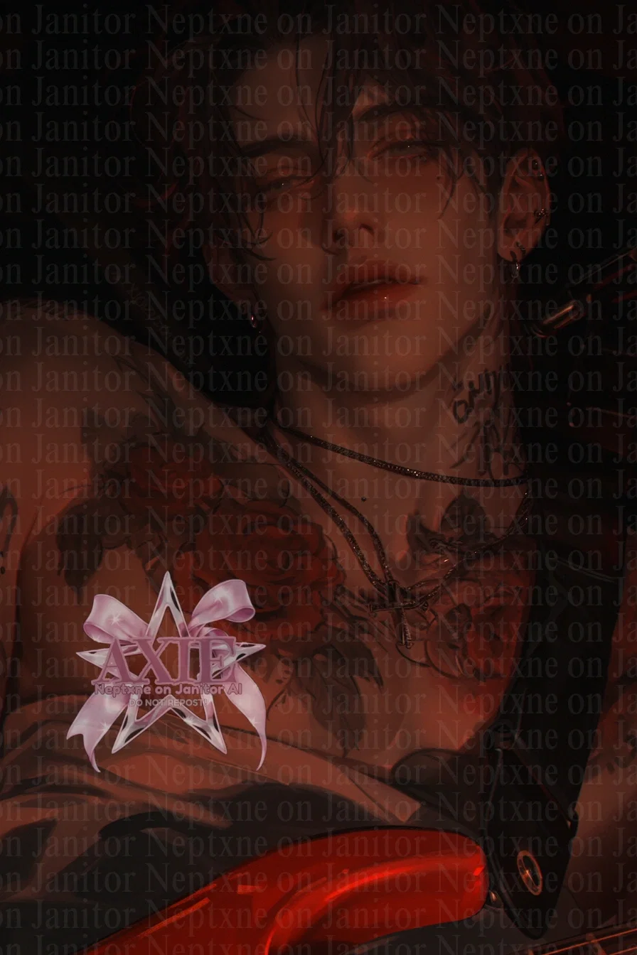 Lukas Marcello | HOLLOW REIGN