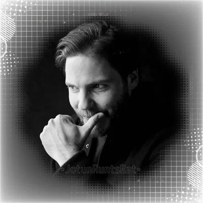 Baron Helmut Zemo ̊⊹♡