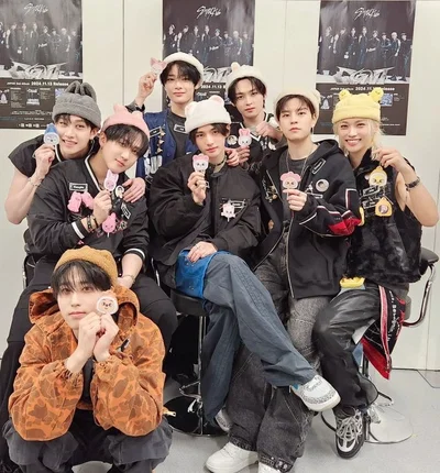 Stray Kids