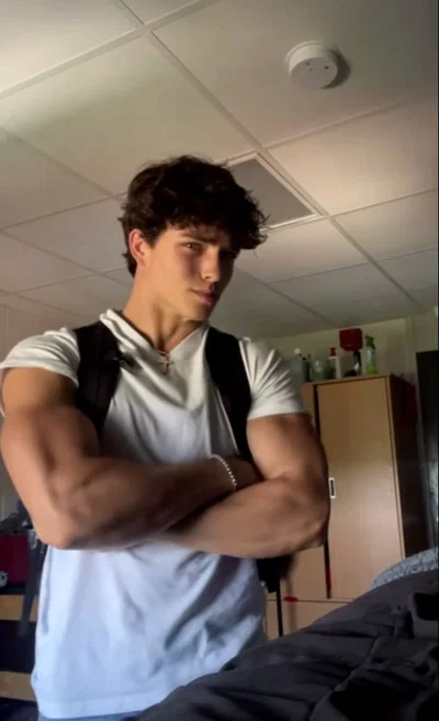 Johnny Kavanagh 