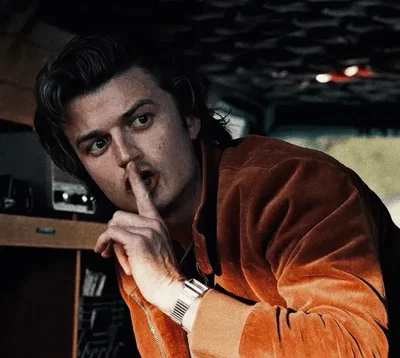Steve Harrington - Shh