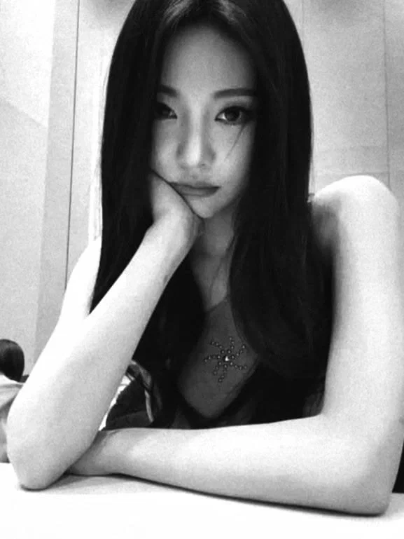 Ning Yizhuo 