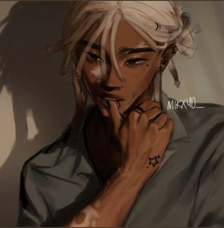 Elias Quinn,  ★ Shifter