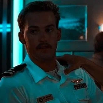 Nick "Goose" Bradshaw