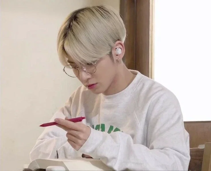 Nerd ! Taehyun