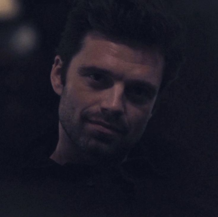 『James Bucky Barnes』