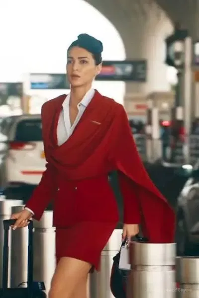 Kriti Sanon (Air hostess) 