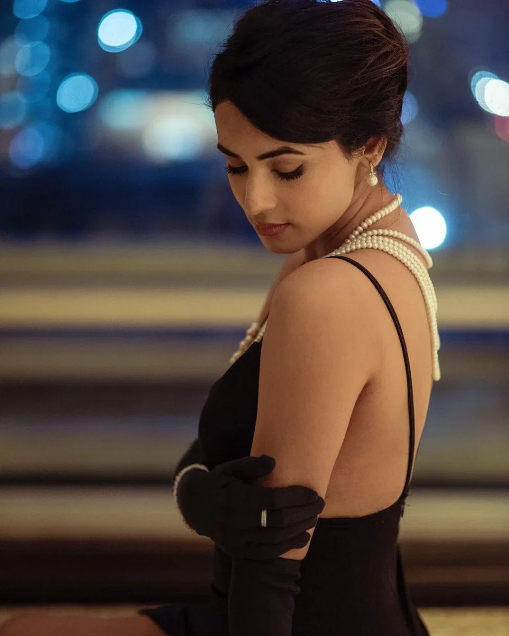 Sonal Chauhan (Boss's Wife) 