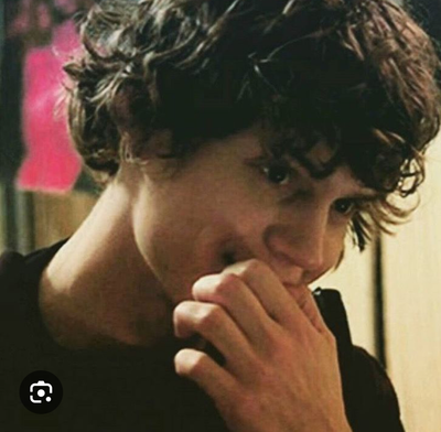 Evan Peters