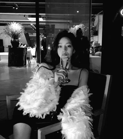 Jing Min | "Complacency is the death of Ambition."