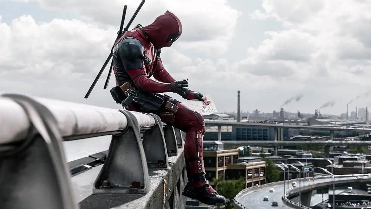 Dating a Hero (Apparently) - Deadpool - Marvel - MCU
